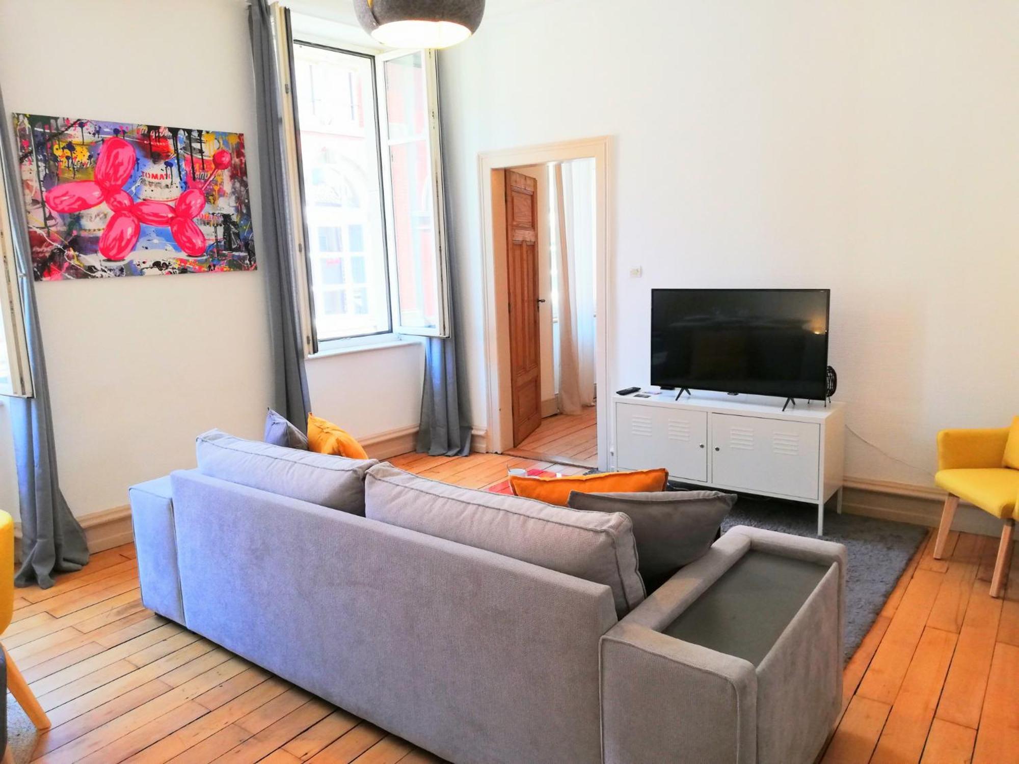 De 2 A 6 Personnes - Le Street'Art - Sarrebourg Centre - Gare A 500M - A 20 Minutes De Center Parc Et Parc Animalier Sainte-Croix - Netflix - Wifi Apartment Екстериор снимка
